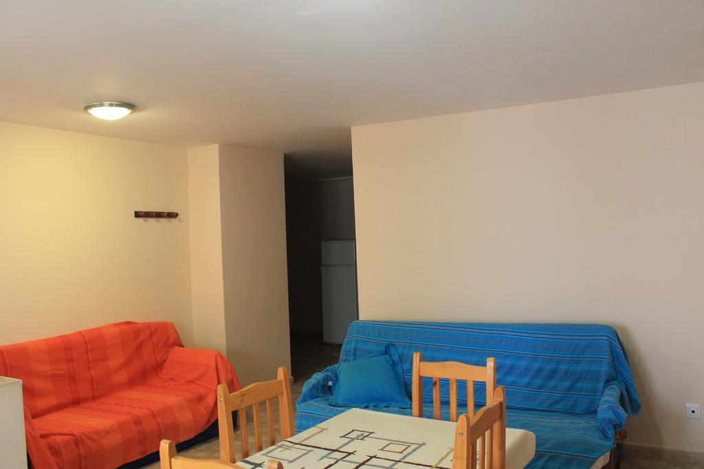 Apartamentos Turísticos Rosario Camarena de la Sierra Habitación foto